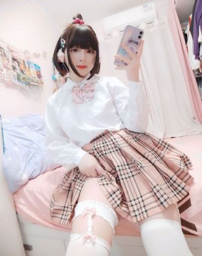 揉捏尤物侠女双乳_高清在线观看完整版